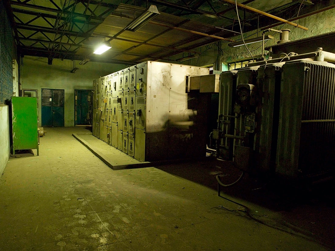 The Power House (Series) 2-Ravi Agarwal